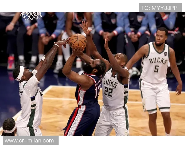 字母哥猛如虎仅用26分钟砍下37分14篮板5助攻展现统治力